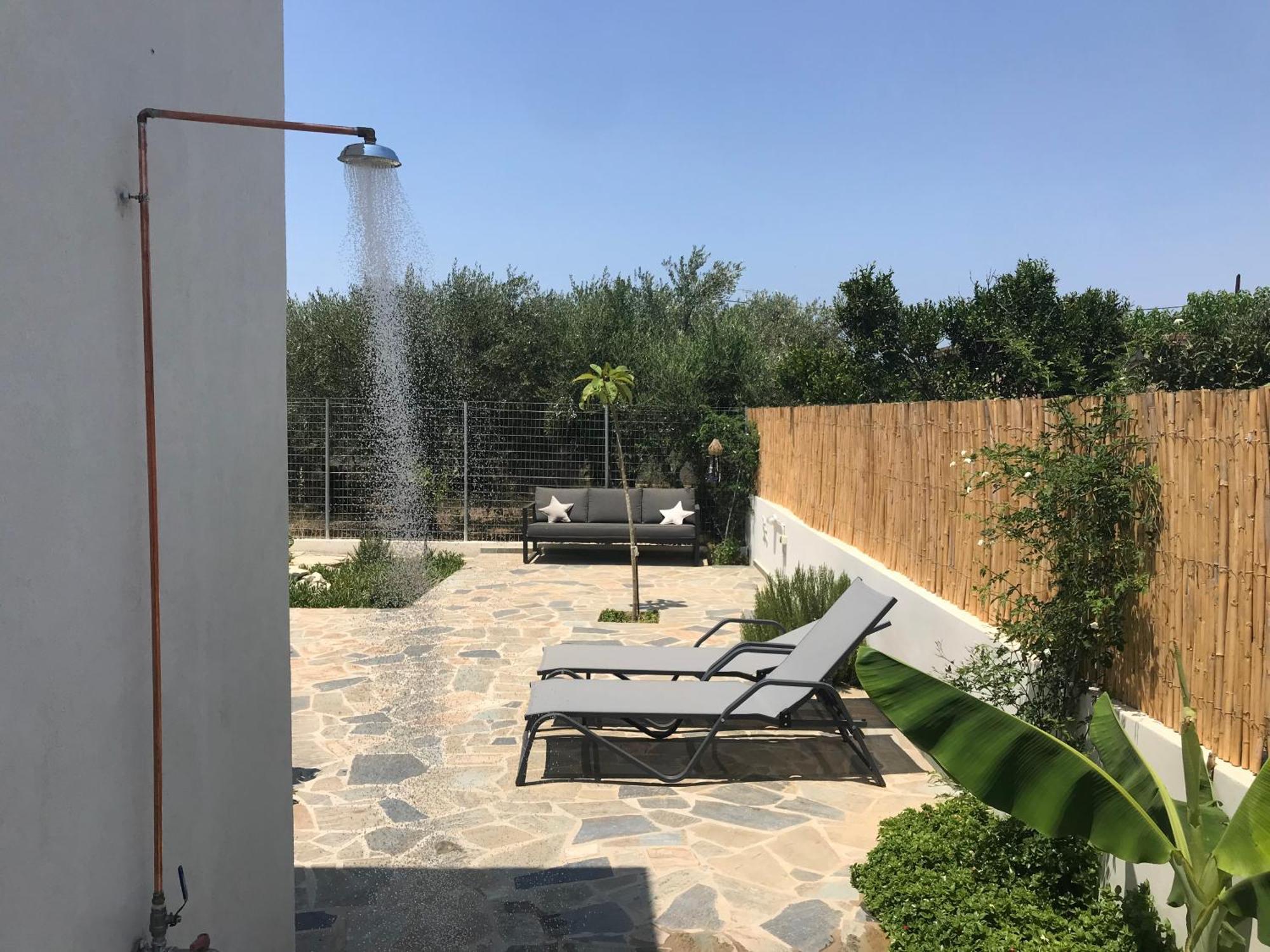 Utopia Residences Gaia House Petrokefalion Экстерьер фото